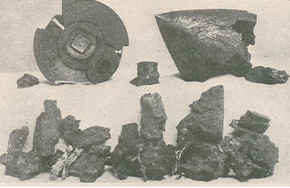 Pedaos de uma das granadas que caiu na Canada do Pilar,  Ilustrao Portuguesa n. 600